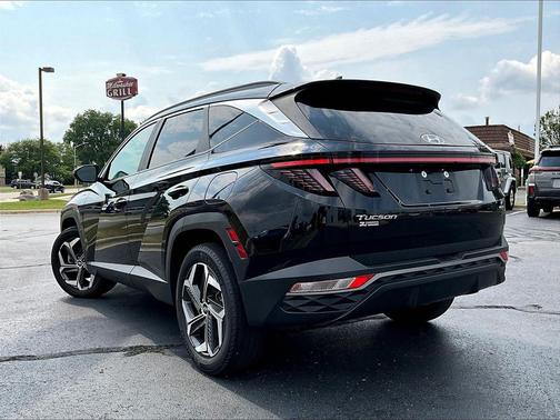Phantom Black 2022 Hyundai TUCSON SEL