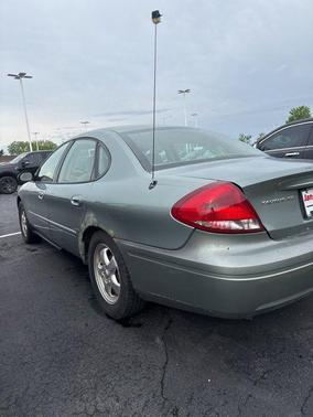 2007 Ford Taurus SE