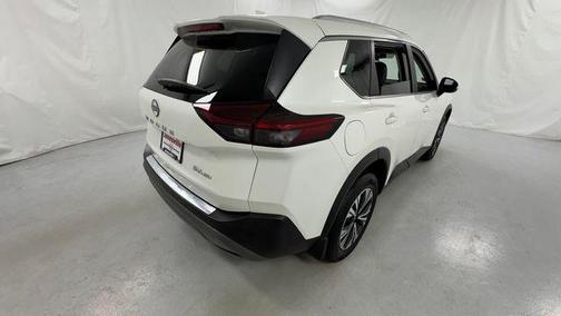 Pearl White Tricoat 2023 Nissan Rogue SV