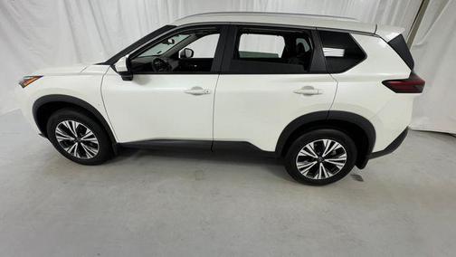 Pearl White Tricoat 2023 Nissan Rogue SV