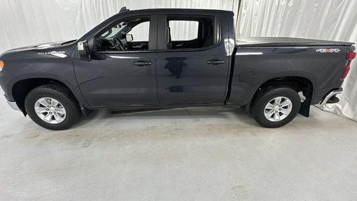 Dark Ash Metallic 2022 Chevrolet Silverado 1500 LT