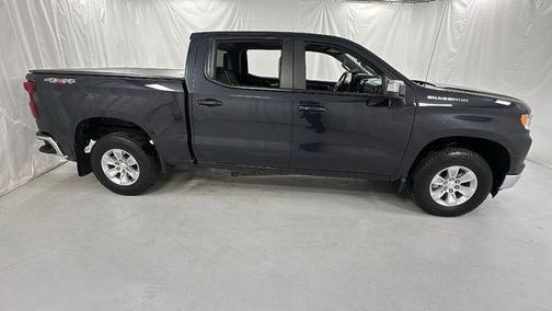 Dark Ash Metallic 2022 Chevrolet Silverado 1500 LT