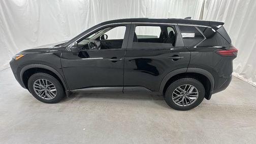 Super Black 2023 Nissan Rogue S