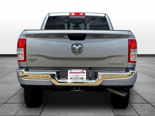 Billet Silver Metallic Clearcoat 2021 RAM 2500 Tradesman Crew Cab 4x4 6'4' Box