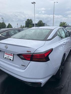 Gray Sky Pearl 2025 Nissan Altima SR AWD
