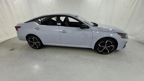 Gray Sky Pearl 2025 Nissan Altima SR AWD