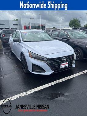 Gray Sky Pearl 2025 Nissan Altima SR AWD