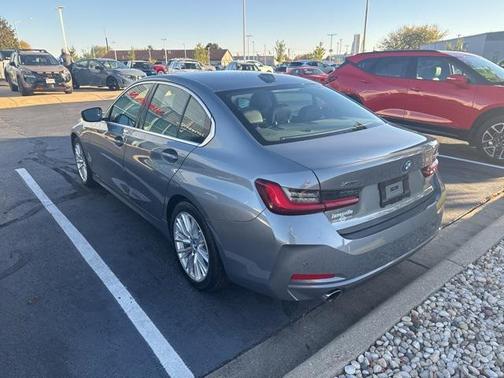 2024 BMW 330e xDrive