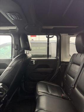 Sting-Gray Clearcoat 2020 Jeep Wrangler Unlimited Sahara