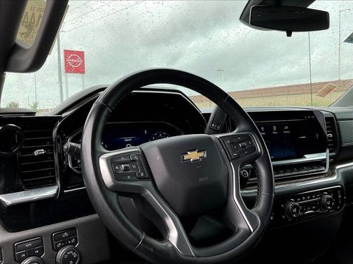 Summit White 2023 Chevrolet Silverado 1500 LT