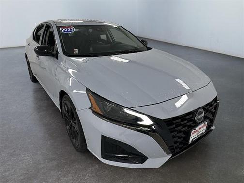 2023 Nissan Altima SR Intelligent AWD