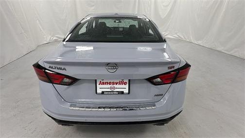 2023 Nissan Altima SR Intelligent AWD