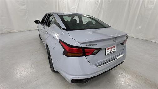 2023 Nissan Altima SR Intelligent AWD