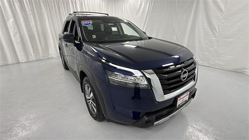 2024 Nissan Pathfinder SL 4WD