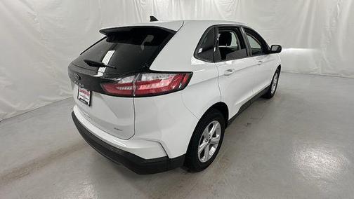 OXFORD WHITE 2024 Ford Edge SE