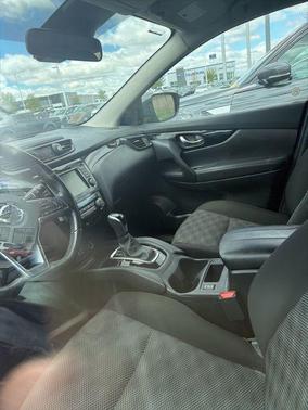 Scarlet Ember Tintcoat 2019 Nissan Rogue Sport SV