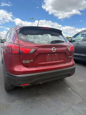 Scarlet Ember Tintcoat 2019 Nissan Rogue Sport SV