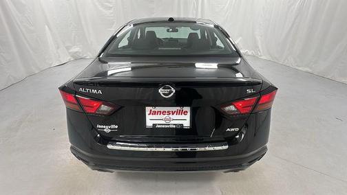 Super Black 2020 Nissan Altima 2.5 SL