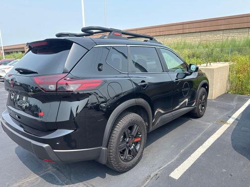 Super Black 2026 Nissan Rogue Rock Creek
