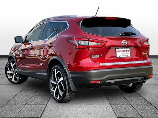 Scarlet Ember Tintcoat 2021 Nissan Rogue Sport SL