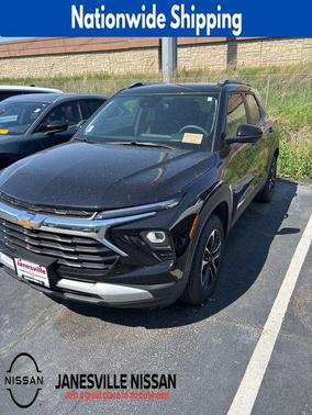 Mosaic Black Metallic 2025 Chevrolet Trailblazer LT