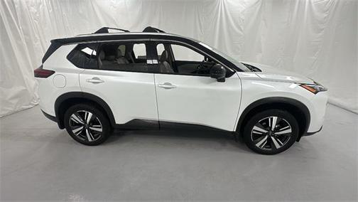 2024 Nissan Rogue SL