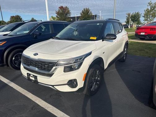 2021 Kia Seltos S