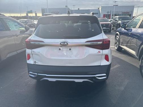 2021 Kia Seltos S