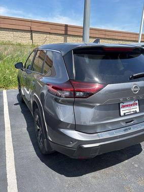 Gun Metallic 2025 Nissan Rogue SV