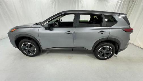 Gun Metallic 2025 Nissan Rogue SV