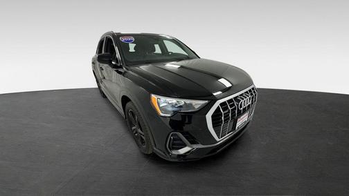 Mythos Black Metallic 2020 Audi Q3 45 S line Premium