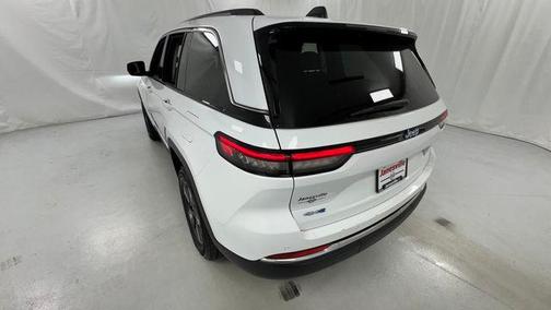 Bright White Clearcoat 2024 Jeep Grand Cherokee 4xe Base