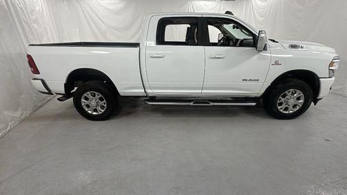 2024 RAM 2500 Laramie Crew Cab 4x4 6'4' Box
