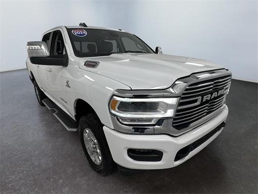 2024 RAM 2500 Laramie Crew Cab 4x4 6'4' Box