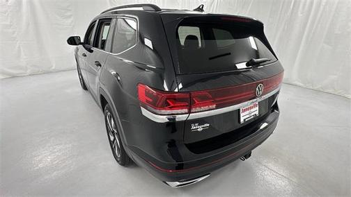 2024 Volkswagen Atlas 2.0T SE w/Technology 4MOTION