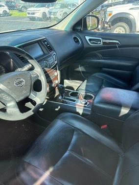 Glacier White 2015 Nissan Pathfinder SL