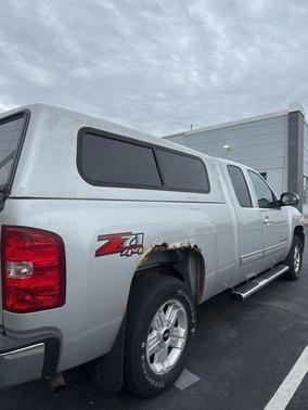 Sheer Silver Metallic 2011 Chevrolet Silverado 1500 LT