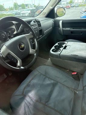 Sheer Silver Metallic 2011 Chevrolet Silverado 1500 LT