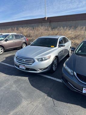 INGOT SILVER 2017 Ford Taurus Limited