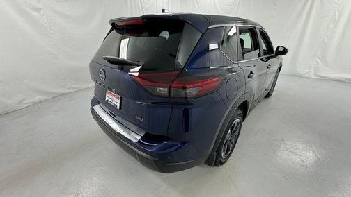 Deep Ocean Blue Pearl 2026 Nissan Rogue SV