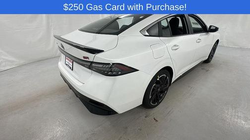 Aspen White Tricoat 2026 Nissan Sentra SR