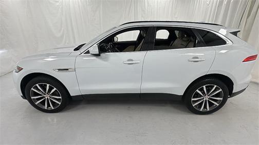 2017 Jaguar F-PACE 35t Prestige