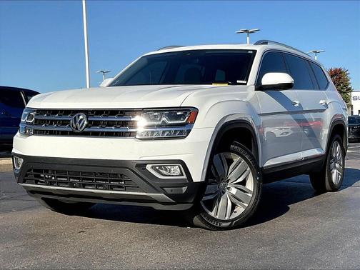 Pure White 2018 Volkswagen Atlas 3.6L SEL Premium