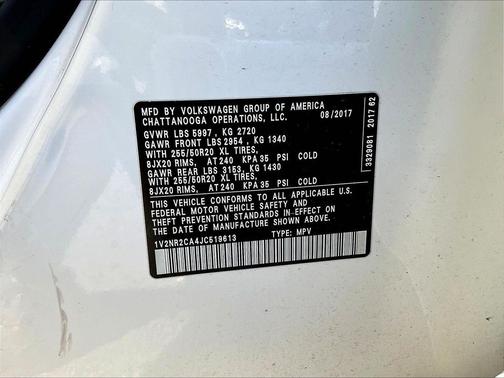 Pure White 2018 Volkswagen Atlas 3.6L SEL Premium