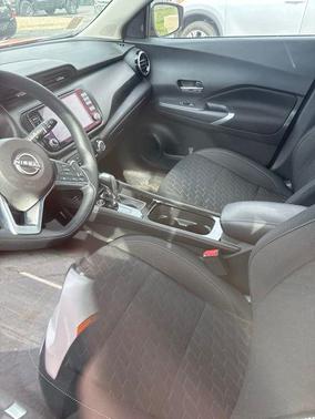 Monarch Orange Metallic/Super Black 2024 Nissan Kicks SV