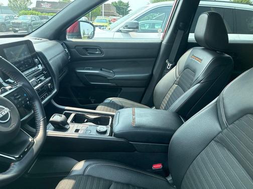 Scarlet Ember 2024 Nissan Pathfinder Rock Creek 4WD
