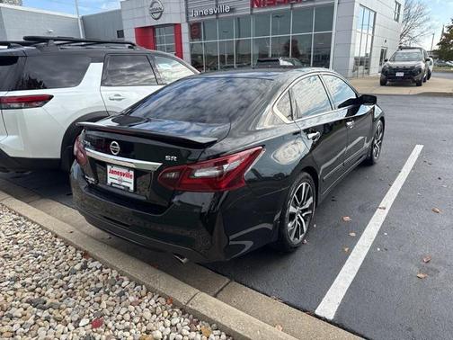 2017 Nissan Altima 2.5 SR