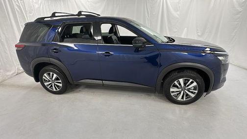 Deep Ocean Blue Pearl 2026 Nissan Pathfinder SL