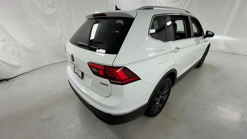 Pyrite Silver Metallic 2024 Volkswagen Tiguan 2.0T SE 4MOTION