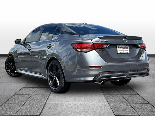 Gun Metallic 2023 Nissan Sentra SR
